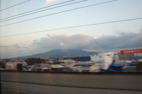 富士山には雲が掛ってますた(´･ω･`)